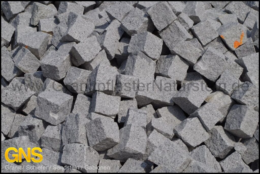 granitpflaster-hellgrau-feinkorn-12_resize